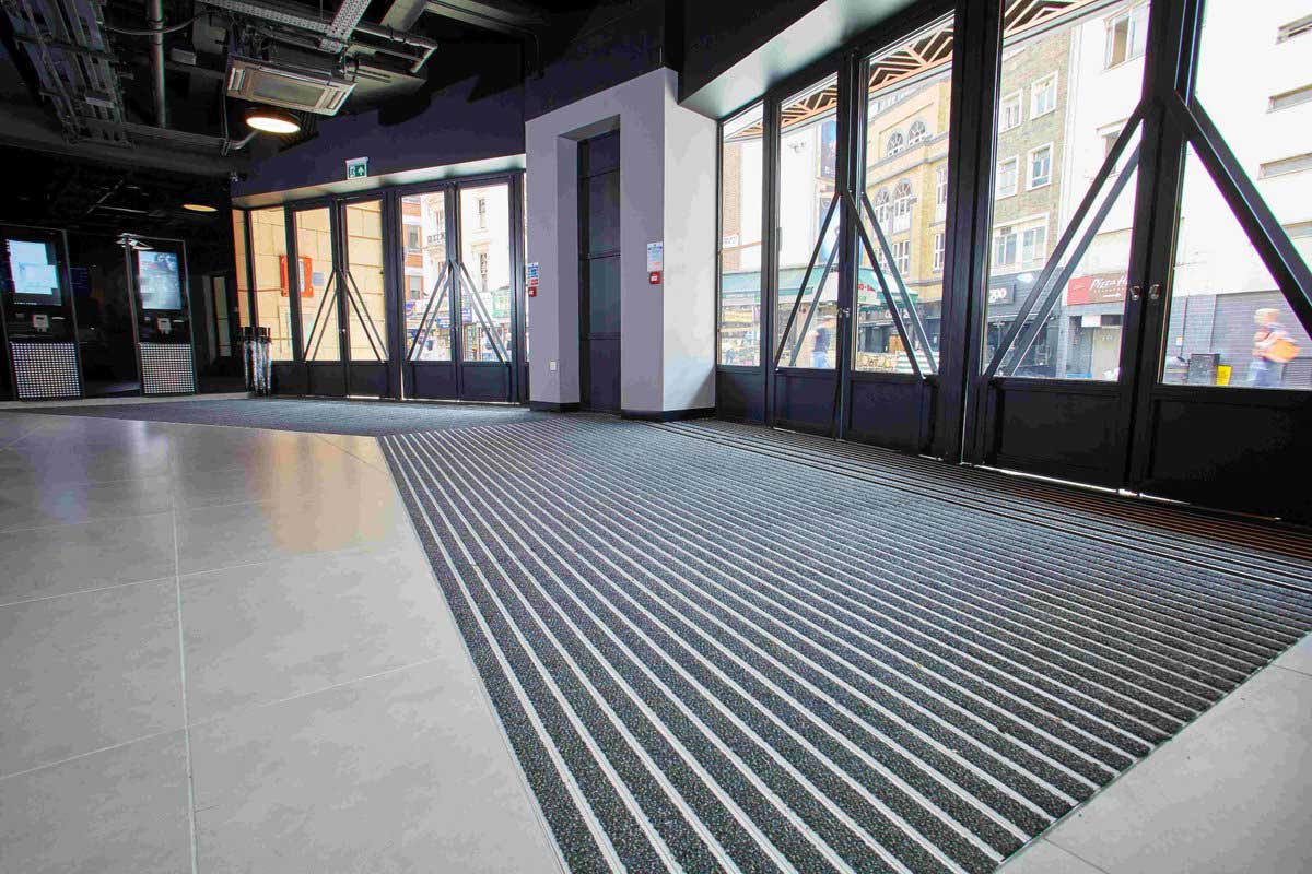 Entrance matting system